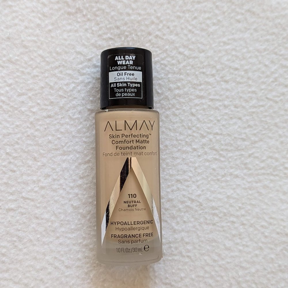Neutral Buff 110 Skin Perfecting Comfort Matte Foundation Hypoallergenic Almay - Picture 4 of 9